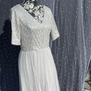 Adrianna Papel dress